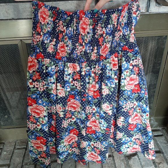 Floral Strapless Summer Dress - Picture 2 of 4